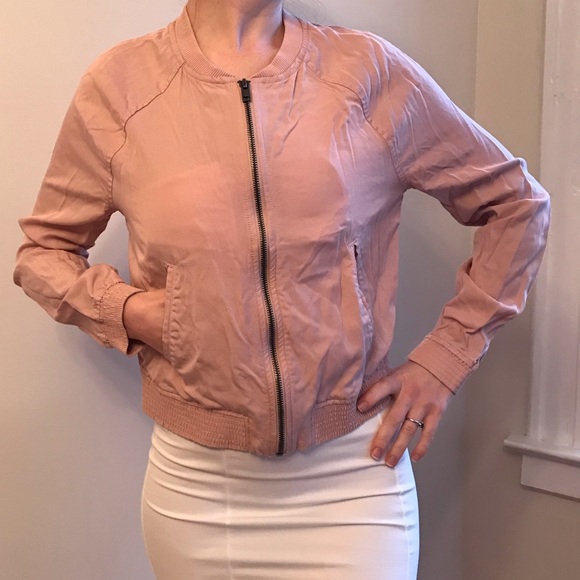 Jacket - Picture 4 of 6